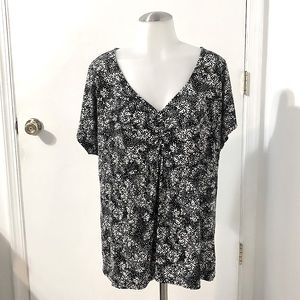 George black & white short sleeve top